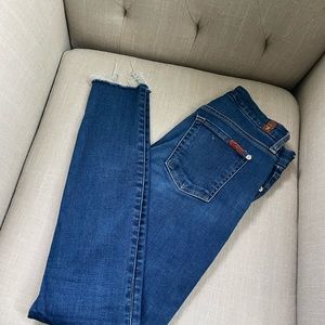 7 for all mankind size 24 (0) barely worn jeans. Straight leg/frayed bottoms